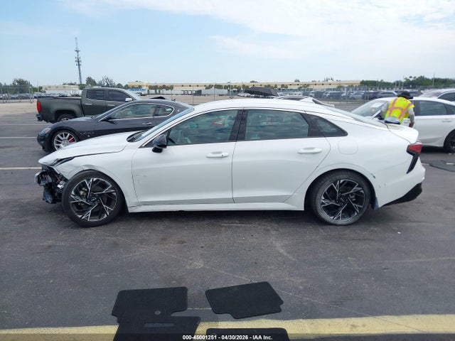 45001251 :رقم المزاد ، KNAG64J77S5337641 vin ، 2025 Kia K5 Gt-line مزاد بيع