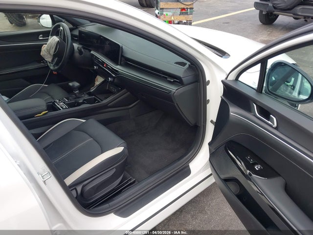 45001251 :رقم المزاد ، KNAG64J77S5337641 vin ، 2025 Kia K5 Gt-line مزاد بيع