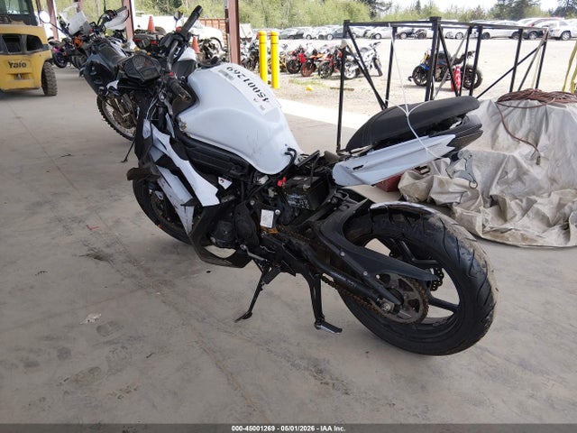 Продаж на аукціоні авто 2015 Kawasaki Ex650 E, vin: JKAEXEE17FDA18137, номер лоту: 45001269