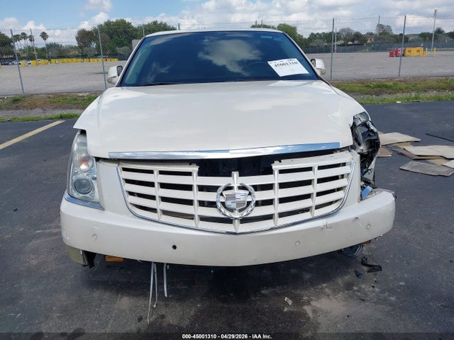 45001310 :رقم المزاد ، 1G6KH5EY6AU133498 vin ، 2010 Cadillac Dts Premium Collection مزاد بيع