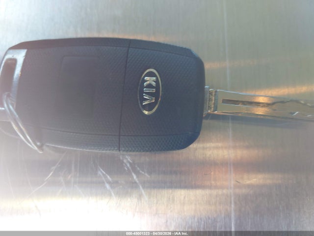 45001323 :رقم المزاد ، KNDJP3A56F7148973 vin ، 2015 Kia Soul + مزاد بيع