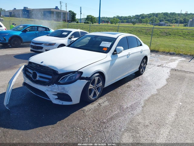45001359 :رقم المزاد ، WDDZF4JB6KA688229 vin ، 2019 Mercedes-benz E 300 مزاد بيع