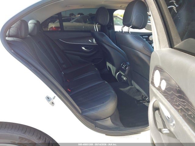 45001359 :رقم المزاد ، WDDZF4JB6KA688229 vin ، 2019 Mercedes-benz E 300 مزاد بيع