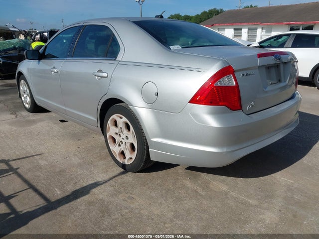 45001375 :رقم المزاد ، 3FAHP0HA7AR157219 vin ، 2010 Ford Fusion Se مزاد بيع