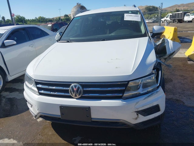 Продаж на аукціоні авто 2019 Volkswagen Tiguan 2.0t Se/2.0t Sel/2.0t Sel R-line/2.0t Sel R-line Black, vin: 3VV3B7AX4KM045326, номер лоту: 45001409