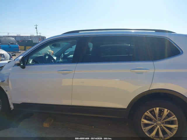 Продаж на аукціоні авто 2019 Volkswagen Tiguan 2.0t Se/2.0t Sel/2.0t Sel R-line/2.0t Sel R-line Black, vin: 3VV3B7AX4KM045326, номер лоту: 45001409