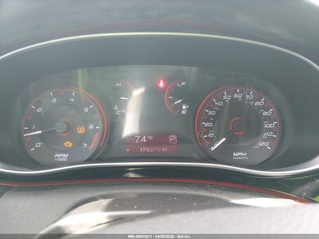 45001411 :رقم المزاد ، 1C3CDFAA6GD555697 vin ، 2016 Dodge Dart Se مزاد بيع