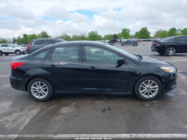 1FADP3F29JL229015 Ford FOCUS SE