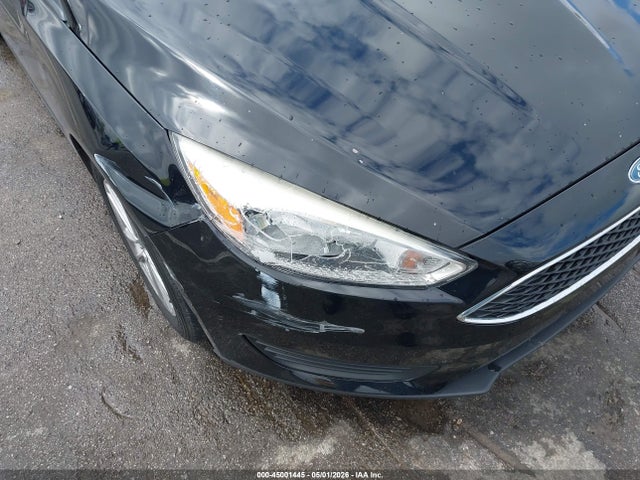 1FADP3F29JL229015 Ford FOCUS SE