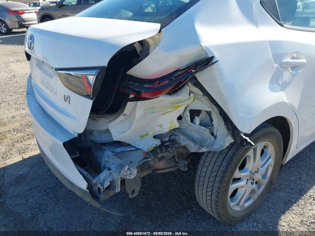 3MYDLBYV9HY163883 Toyota YARIS IA