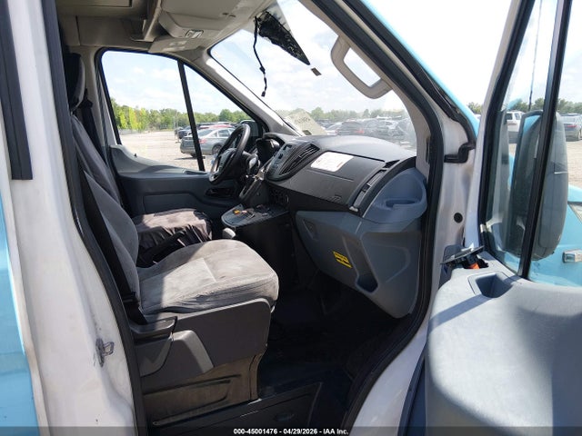 45001476 :رقم المزاد ، 1FDYR2CM7JKB22410 vin ، 2018 Ford Transit-250 مزاد بيع