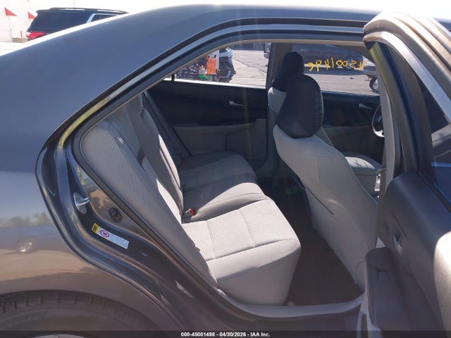 45001498 :رقم المزاد ، 4T4BF1FK8DR314811 vin ، 2013 Toyota Camry Le مزاد بيع