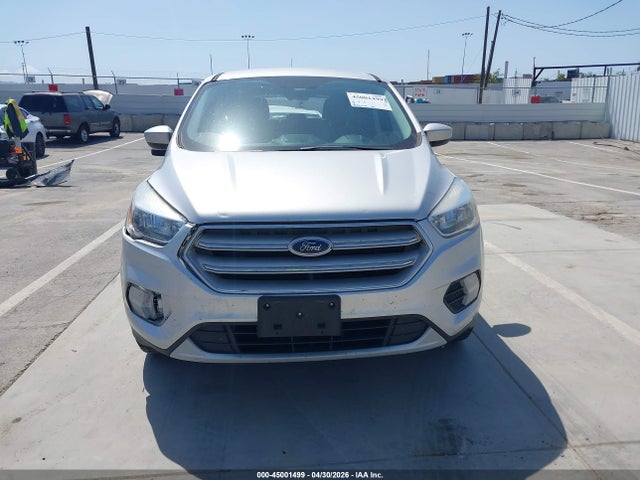 Продаж на аукціоні авто 2019 Ford Escape Se, vin: 1FMCU9GD6KUB30256, номер лоту: 45001499