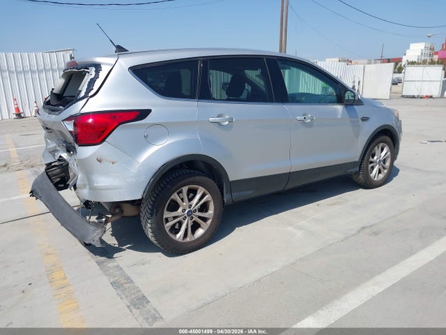 Продаж на аукціоні авто 2019 Ford Escape Se, vin: 1FMCU9GD6KUB30256, номер лоту: 45001499