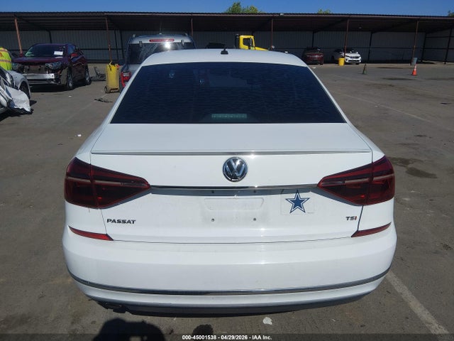 Aukcja sprzedaży 2017 Volkswagen Passat 1.8t S, vin: 1VWAT7A36HC043147, numer aukcji: 45001538