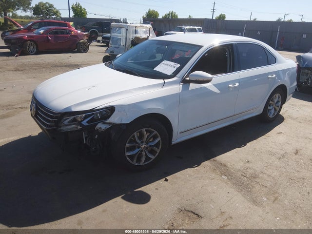 Aukcja sprzedaży 2017 Volkswagen Passat 1.8t S, vin: 1VWAT7A36HC043147, numer aukcji: 45001538
