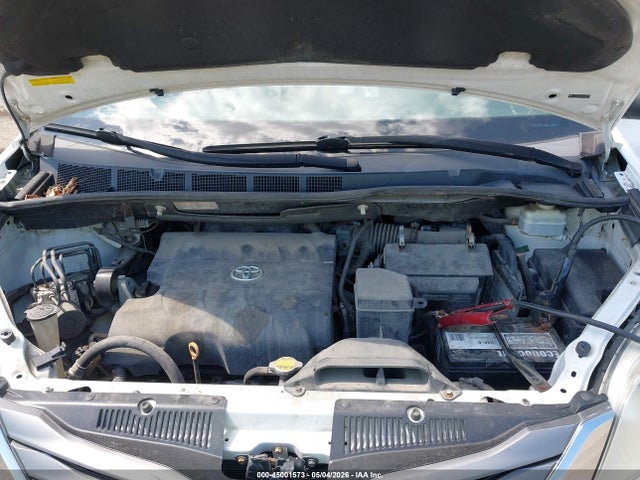 45001573 :رقم المزاد ، 5TDZK3DC7DS352518 vin ، 2013 Toyota Sienna L V6 7 Passenger مزاد بيع