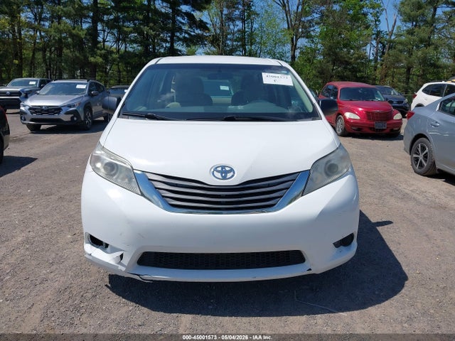 45001573 :رقم المزاد ، 5TDZK3DC7DS352518 vin ، 2013 Toyota Sienna L V6 7 Passenger مزاد بيع