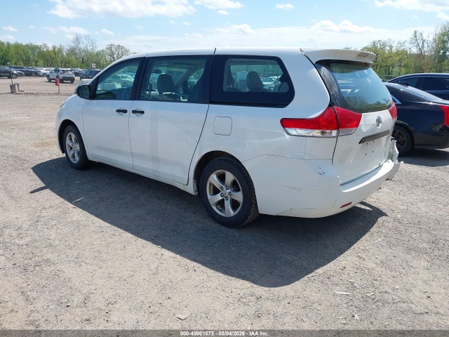 45001573 :رقم المزاد ، 5TDZK3DC7DS352518 vin ، 2013 Toyota Sienna L V6 7 Passenger مزاد بيع