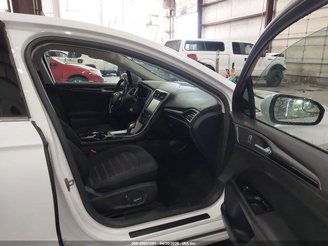 Продажа на аукционе авто 2016 Ford Fusion Hybrid Se, vin: 3FA6P0LU4GR329420, номер лота: 45001591