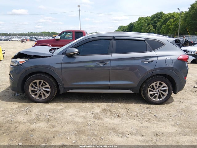 45001681 :رقم المزاد ، KM8J3CA47HU428534 vin ، 2017 Hyundai Tucson Se Plus مزاد بيع