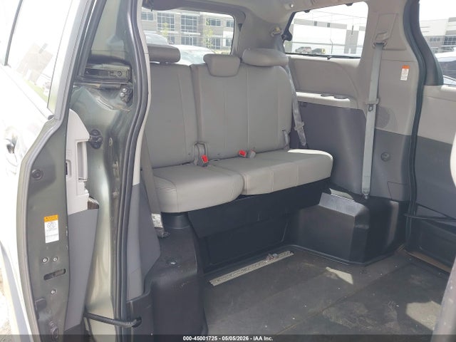 45001725 :رقم المزاد ، 5TDYZ3DC6LS034296 vin ، 2020 Toyota Sienna Xle مزاد بيع
