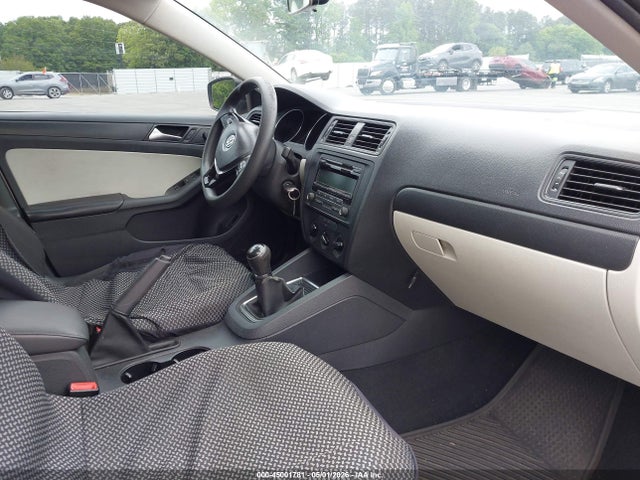 45001781 :رقم المزاد ، 3VW1K7AJ0FM306603 vin ، 2015 Volkswagen Jetta 2.0l S مزاد بيع