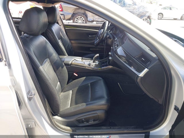 WBA5B1C5XGG130928 BMW 535i