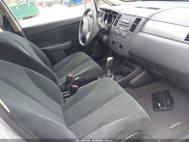 2011 Nissan Versa 1.8s მანქანა იყიდება აუქციონზე, vin: 3N1BC1CP8BL414103, აუქციონის ნომერი: 45001816