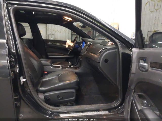 2013 Chrysler 300c Awd მანქანა იყიდება აუქციონზე, vin: 2C3CCAKG6DH659775, აუქციონის ნომერი: 45001835