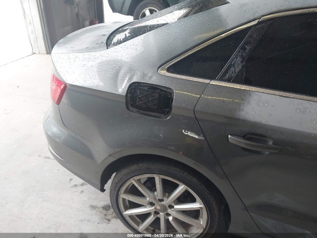 45001865 :رقم المزاد ، WAUEFGFF2F1018122 vin ، 2015 Audi A3 2.0t Premium مزاد بيع