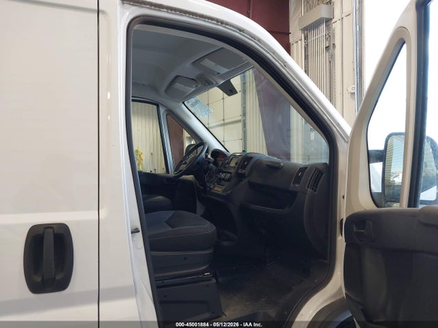 45001884 :رقم المزاد ، 3C6TRVAG2GE113632 vin ، 2016 Ram Promaster 1500 Low Roof مزاد بيع