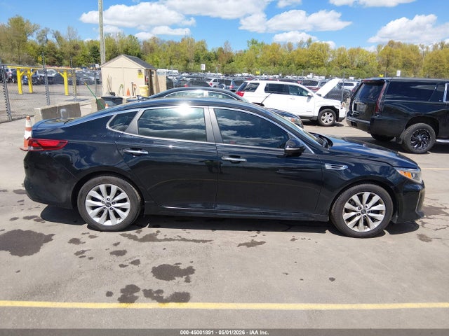 Продаж на аукціоні авто 2018 Kia Optima S, vin: 5XXGT4L36JG187926, номер лоту: 45001891
