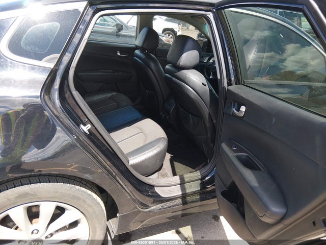 Продаж на аукціоні авто 2018 Kia Optima S, vin: 5XXGT4L36JG187926, номер лоту: 45001891