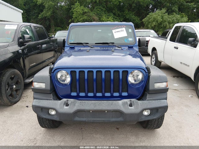 1C4HJXDN9KW583988 Jeep Wrangler Unlimited Sport S 4x4