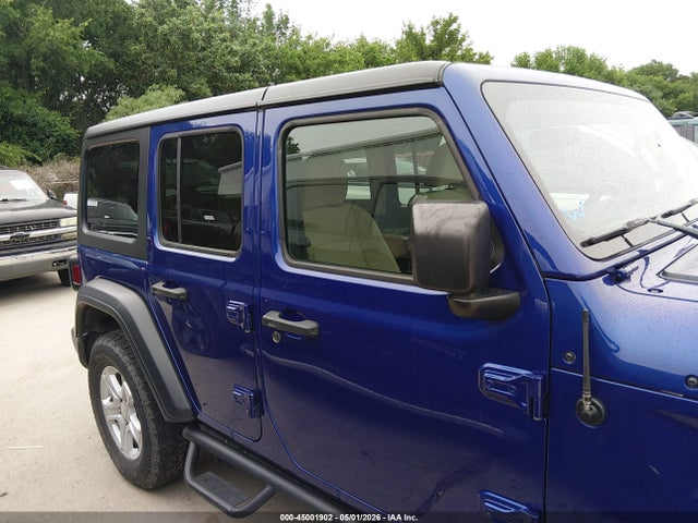 1C4HJXDN9KW583988 Jeep Wrangler Unlimited Sport S 4x4