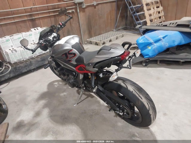 Продаж на аукціоні авто 2022 Triumph Motorcycle Street Triple Rs, vin: SMTA554S6NTBA7560, номер лоту: 45001922
