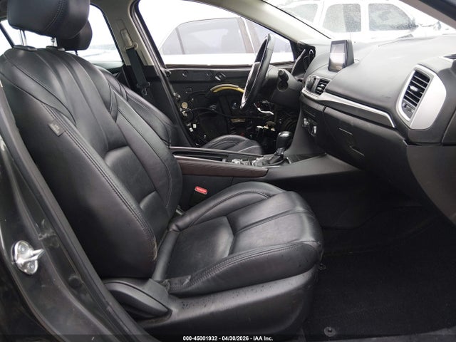 2018 Mazda Mazda3 Touring მანქანა იყიდება აუქციონზე, vin: 3MZBN1V36JM252432, აუქციონის ნომერი: 45001932