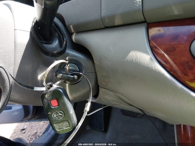 2005 Toyota Camry Xle V6 მანქანა იყიდება აუქციონზე, vin: 4T1BF30K75U088809, აუქციონის ნომერი: 45001952