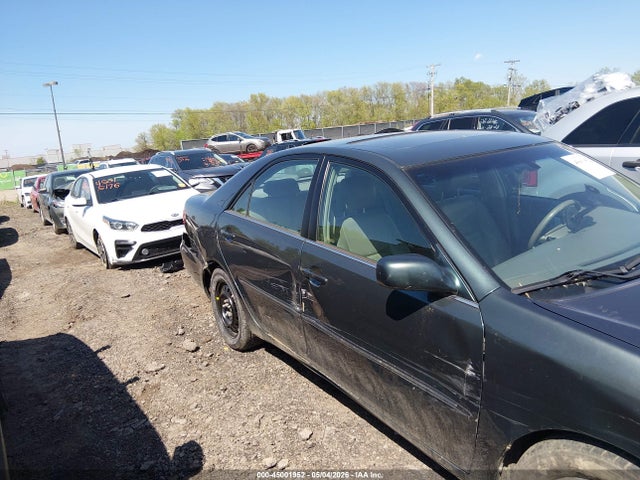 2005 Toyota Camry Xle V6 მანქანა იყიდება აუქციონზე, vin: 4T1BF30K75U088809, აუქციონის ნომერი: 45001952