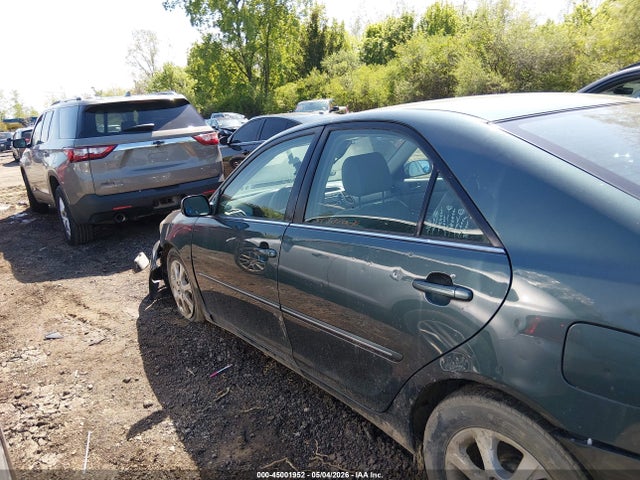 2005 Toyota Camry Xle V6 მანქანა იყიდება აუქციონზე, vin: 4T1BF30K75U088809, აუქციონის ნომერი: 45001952