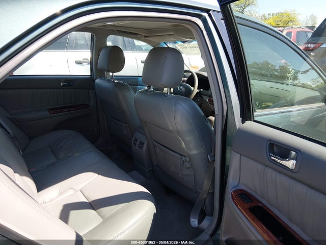 2005 Toyota Camry Xle V6 მანქანა იყიდება აუქციონზე, vin: 4T1BF30K75U088809, აუქციონის ნომერი: 45001952