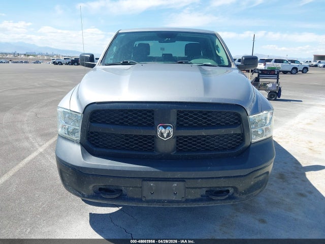 1C6RR7KG9KS645454 RAM 1500 Classic Tradesman 4x4 5&#039;7 Box