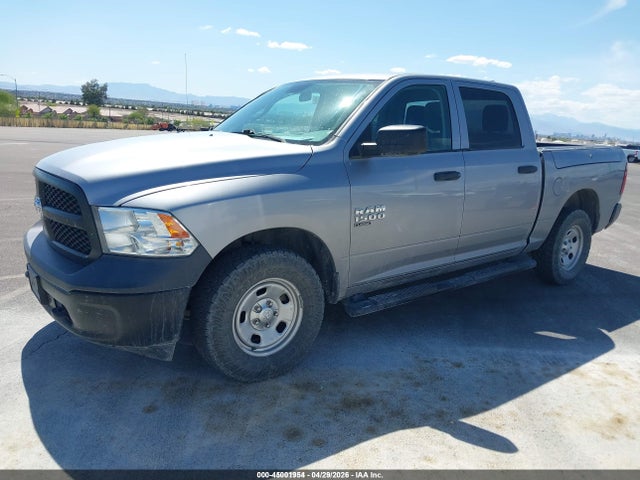 1C6RR7KG9KS645454 RAM 1500 Classic Tradesman 4x4 5&#039;7 Box