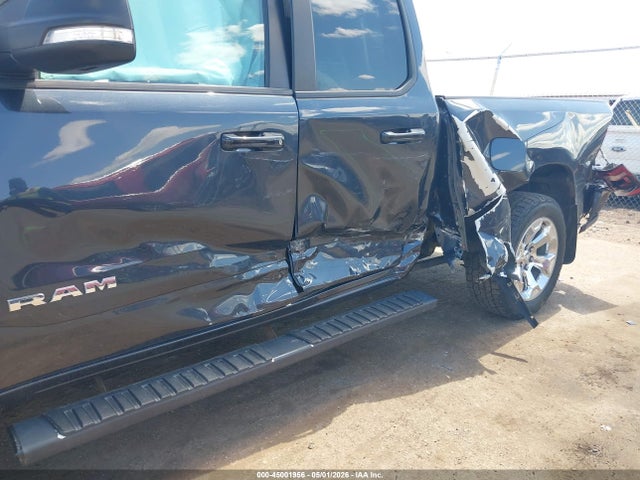 Продажа на аукционе авто 2020 Ram 1500 Big Horn  4x4 6'4 Box, vin: 1C6SRFBT0LN420316, номер лота: 45001956
