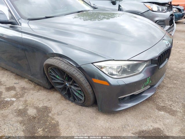 2013 Bmw 335i Xdrive მანქანა იყიდება აუქციონზე, vin: WBA3B9C52DF586090, აუქციონის ნომერი: 45001968