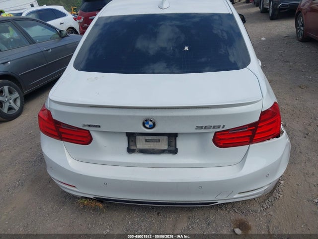 2014 Bmw 328i Xdrive მანქანა იყიდება აუქციონზე, vin: WBA3B3C52EJ980863, აუქციონის ნომერი: 45001982