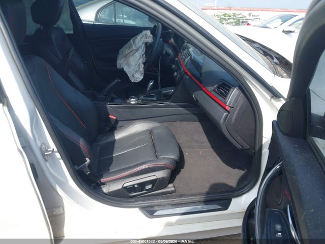 2014 Bmw 328i Xdrive მანქანა იყიდება აუქციონზე, vin: WBA3B3C52EJ980863, აუქციონის ნომერი: 45001982