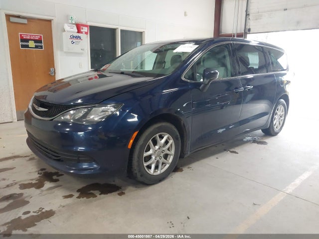Продаж на аукціоні авто 2017 Chrysler Pacifica Touring, vin: 2C4RC1DG1HR587421, номер лоту: 45001987