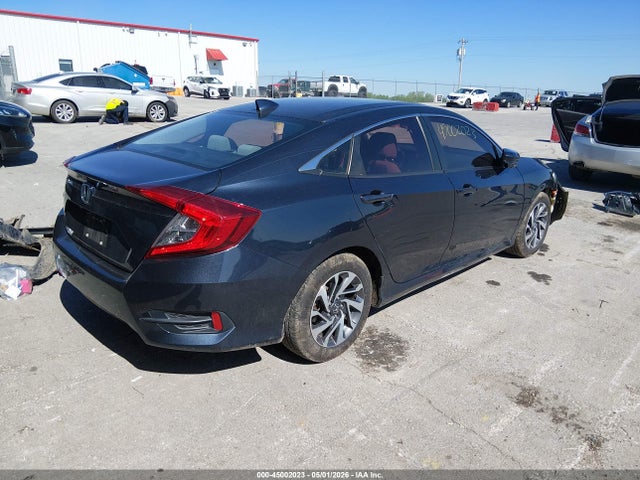 Продажа на аукционе авто 2018 Honda Civic Ex, vin: 2HGFC2F76JH565501, номер лота: 45002023